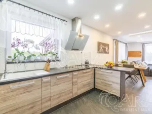Prodej rodinného domu, Rožmitál pod Třemšínem - Zalány, 180 m2