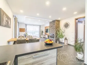 Prodej rodinného domu, Rožmitál pod Třemšínem - Zalány, 180 m2