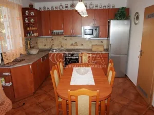 Prodej rodinného domu, Hrochův Týnec, Zámecká, 115 m2