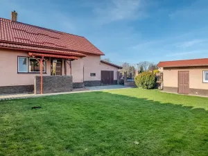 Prodej rodinného domu, Pržno, 197 m2