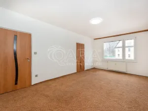 Prodej bytu 3+1, Hostinné, Sídliště, 88 m2