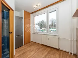 Prodej bytu 3+1, Hostinné, Sídliště, 88 m2