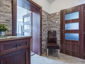 Prodej rodinného domu, Měrunice - Žichov, 186 m2