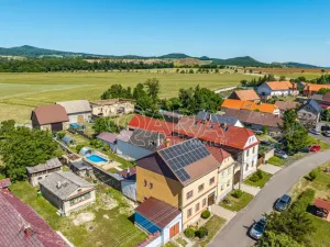 Prodej rodinného domu, Měrunice - Žichov, 186 m2