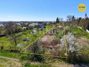 Prodej zahrady, Sezemice, 2214 m2
