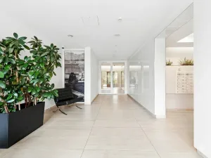 Pronájem bytu 2+kk, Praha - Holešovice, Sanderova, 63 m2