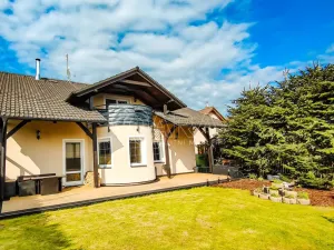 Prodej rodinného domu, Srubec, 334 m2