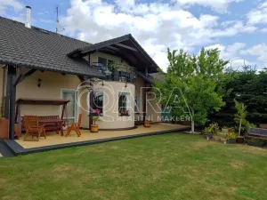 Prodej rodinného domu, Srubec, 334 m2