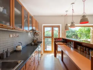 Prodej rodinného domu, Statenice, Ke Kulnám, 191 m2