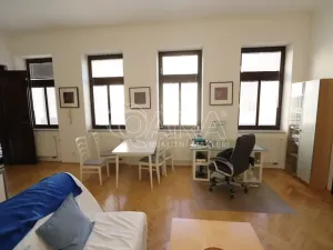 Pronájem kanceláře, Praha - Nové Město, Štěpánská, 71 m2