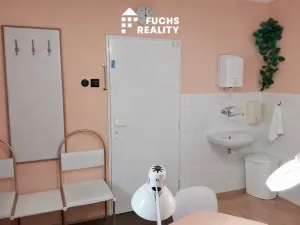 Pronájem obchodního prostoru, Zábřeh, náměstí Osvobození, 12 m2