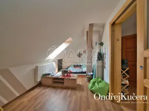 Prodej činžovního domu, Nová Bystřice, Vídeňská, 800 m2