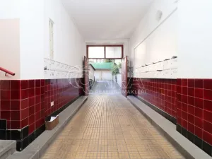 Prodej garáže, Praha - Žižkov, Čajkovského, 16 m2