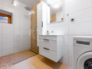 Pronájem kanceláře, Roztoky, Nad vinicemi, 393 m2