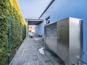 Prodej obchodního prostoru, Sukorady, 187 m2