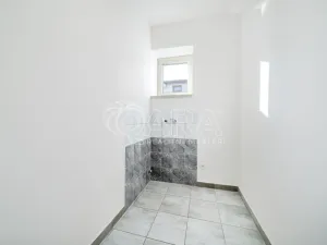 Prodej obchodního prostoru, Sukorady, 187 m2