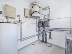 Prodej kanceláře, Sukorady, 187 m2