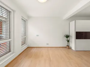Prodej bytu 3+kk, Praha - Michle, U michelského mlýna, 180 m2