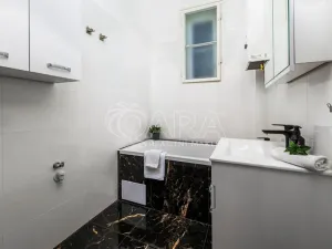 Prodej bytu 2+kk, Praha - Vinohrady, Lužická, 49 m2