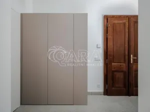 Pronájem bytu 2+kk, Praha - Nusle, Jaromírova, 58 m2