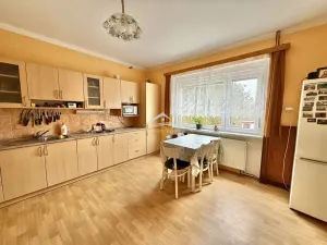 Pronájem rodinného domu, Pohled - Simtany, 140 m2