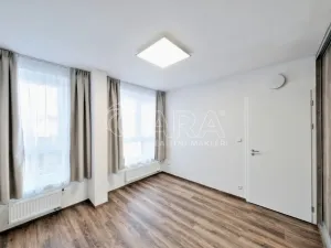 Pronájem bytu 2+kk, Kralupy nad Vltavou, Nádražní, 44 m2