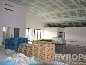 Prodej rodinného domu, Bělušice, 230 m2