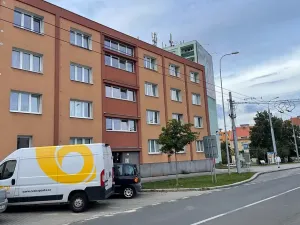 Prodej bytu 3+1, Plzeň, Dlouhá, 65 m2