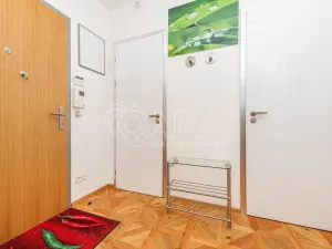 Prodej bytu 1+kk, Praha - Dejvice, Matějská, 33 m2