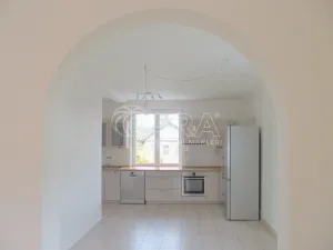 Pronájem rodinného domu, Hluboká nad Vltavou, Janáčkova, 200 m2