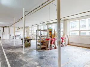 Prodej skladu, Luby, 1300 m2