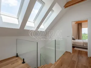 Prodej rodinného domu, Statenice, Nad Vinicí, 219 m2