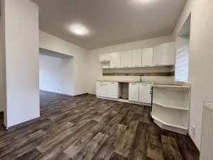 Prodej rodinného domu, Lhotka nad Labem, 96 m2