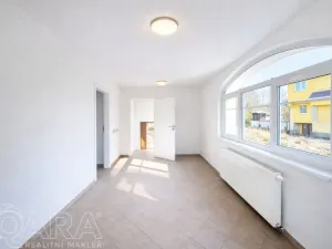 Pronájem bytu 3+1, Praha - Klánovice, K rukavičkárně, 85 m2
