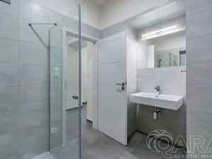 Pronájem bytu 1+kk, Tábor, Kpt. Jaroše, 38 m2