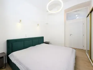 Pronájem bytu 2+kk, Praha - Košíře, Holečkova, 44 m2