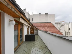 Pronájem bytu 3+1, Praha - Nové Město, Spálená, 127 m2