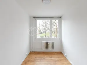 Pronájem bytu 2+kk, Praha - Bohnice, Radomská, 44 m2