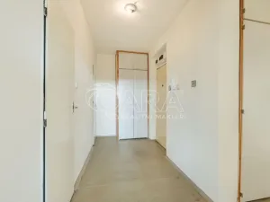 Prodej bytu 3+1, Netvořice, Sídliště II., 73 m2