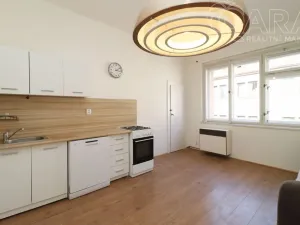 Pronájem bytu 2+1, Praha - Břevnov, Veleslavínská, 69 m2