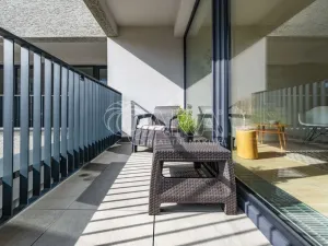 Pronájem bytu 1+kk, Praha - Hloubětín, Poděbradská, 39 m2