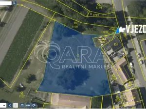 Prodej komerčního pozemku, Třebenice, 2527 m2