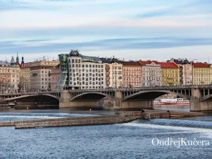 Prodej bytu 2+1, Praha - Smíchov, Janáčkovo nábřeží, 65 m2