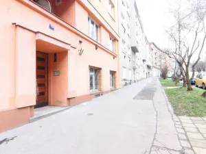 Pronájem bytu 2+kk, Praha - Dejvice, Koulova, 40 m2