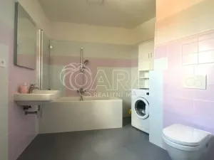 Pronájem bytu 2+kk, Brno, Hrozňatova, 72 m2