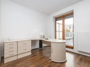 Prodej rodinného domu, Zbuzany, Lomená, 162 m2