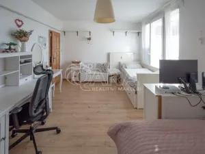 Prodej bytu 3+1, Neratovice, Čtvercová, 73 m2