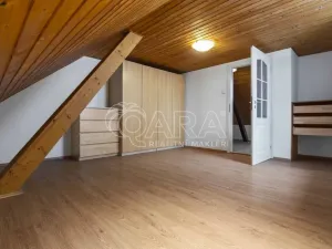 Pronájem rodinného domu, Říčany - Jažlovice, Hlavní, 104 m2