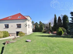 Prodej rodinného domu, Statenice - Černý Vůl, Kralupská, 210 m2