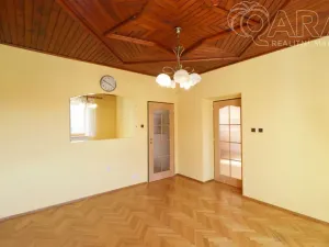 Prodej rodinného domu, Statenice - Černý Vůl, Kralupská, 210 m2